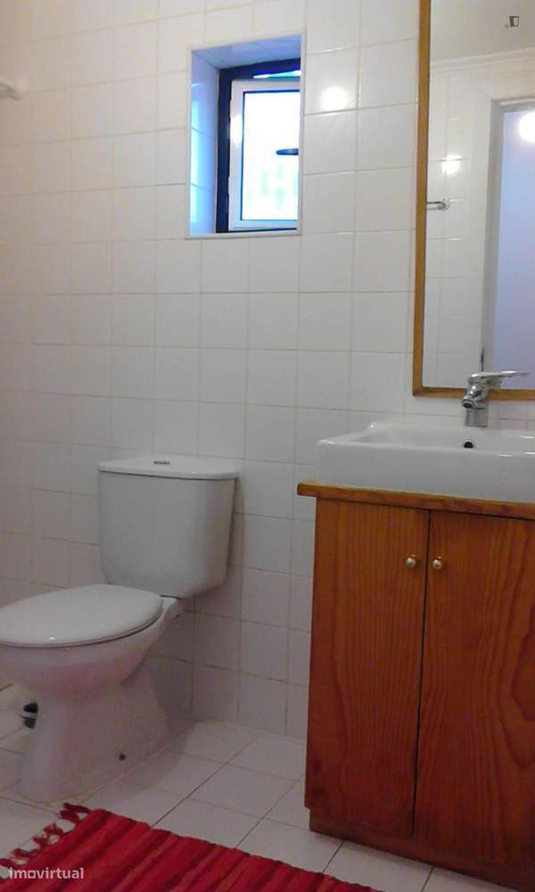 Estúdio - localizado em Santa Apolónia Lisbon - Grande imagem: 5/7