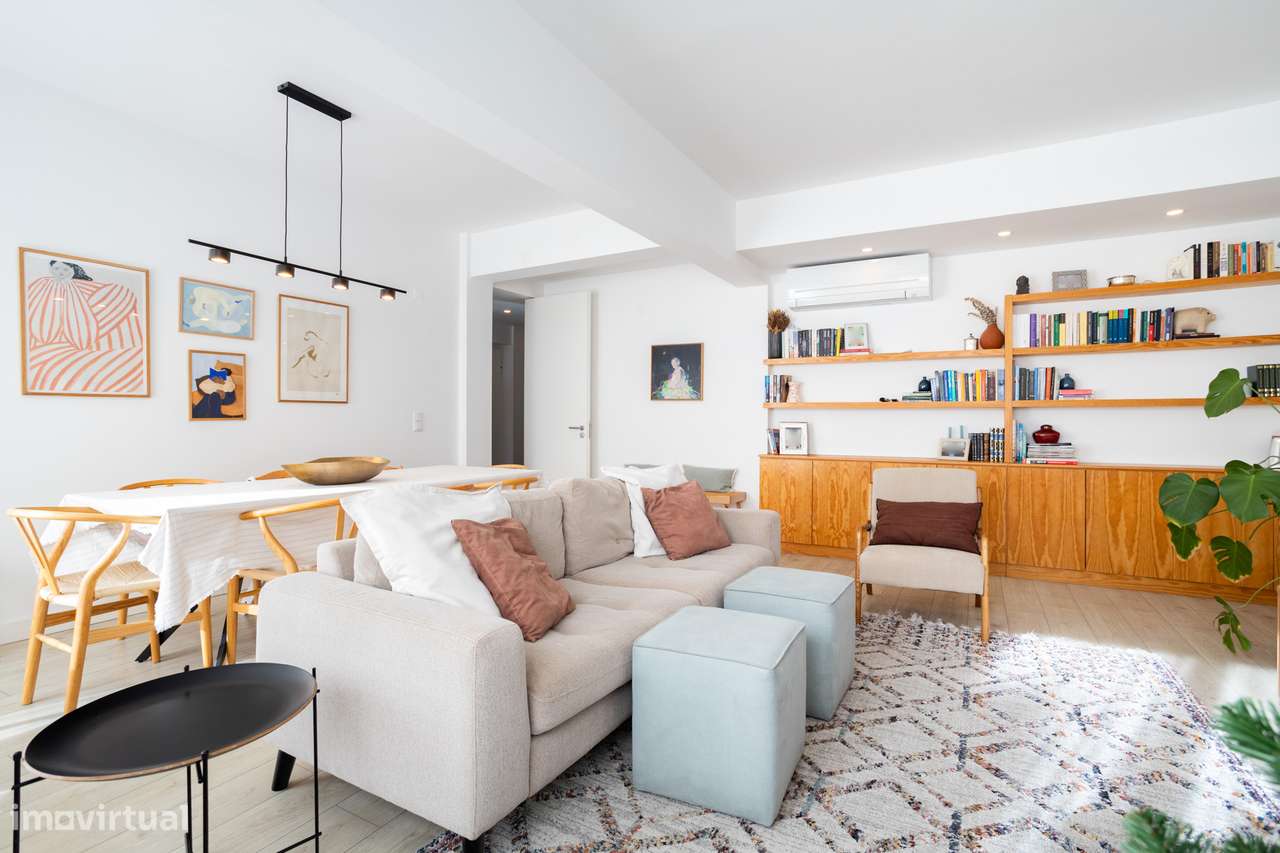 Apartamento T3 Remodelado com Master Suite e Estacionamento – Amoreira - Grande imagem: 2/43