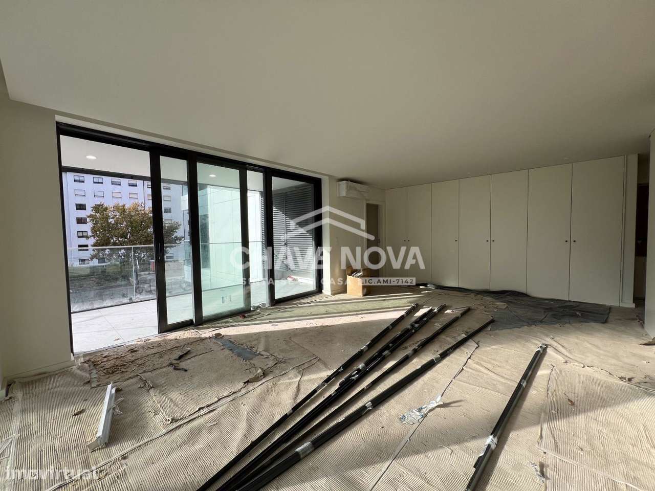 T3 Novo c/ 2 Lugares de Garagem Centro Gaia (Avª República) - Grande imagem: 5/22