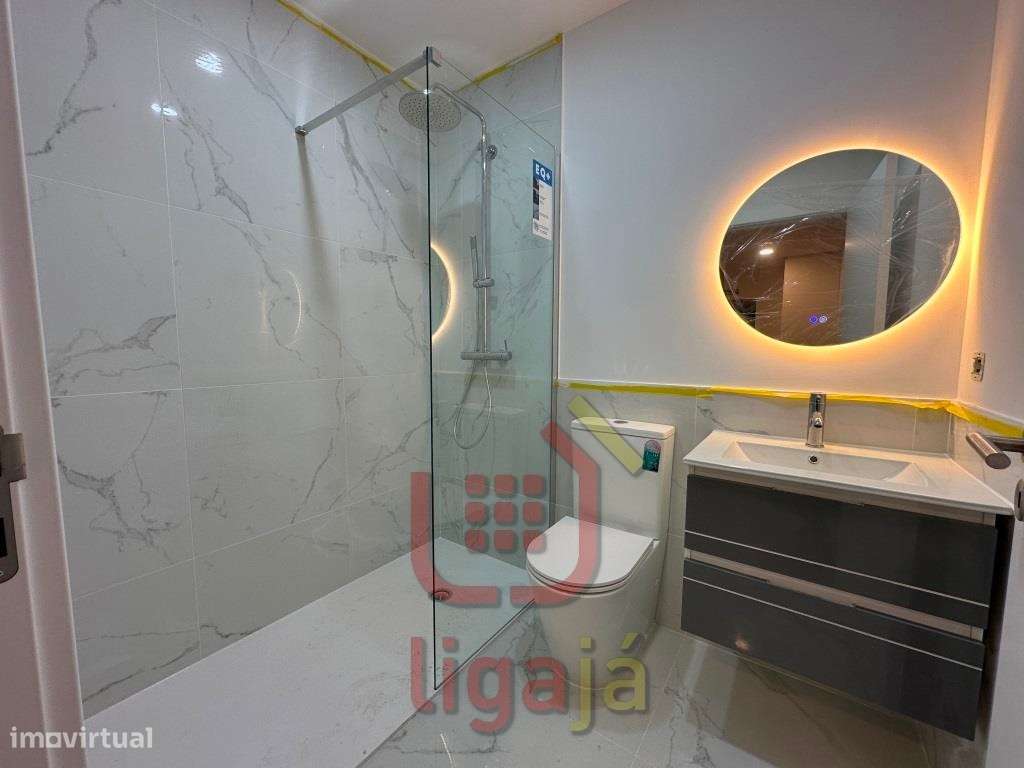 Moradia T4 de Excelência em Ourém-18