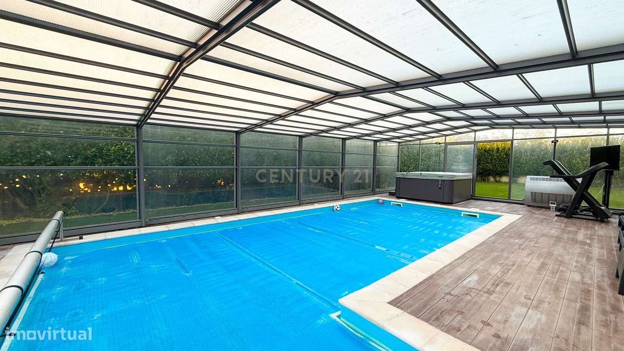 Moradia T4 - 100% Térrea com Piscina Aquecida e Jacuzzi próximo à Prai-52