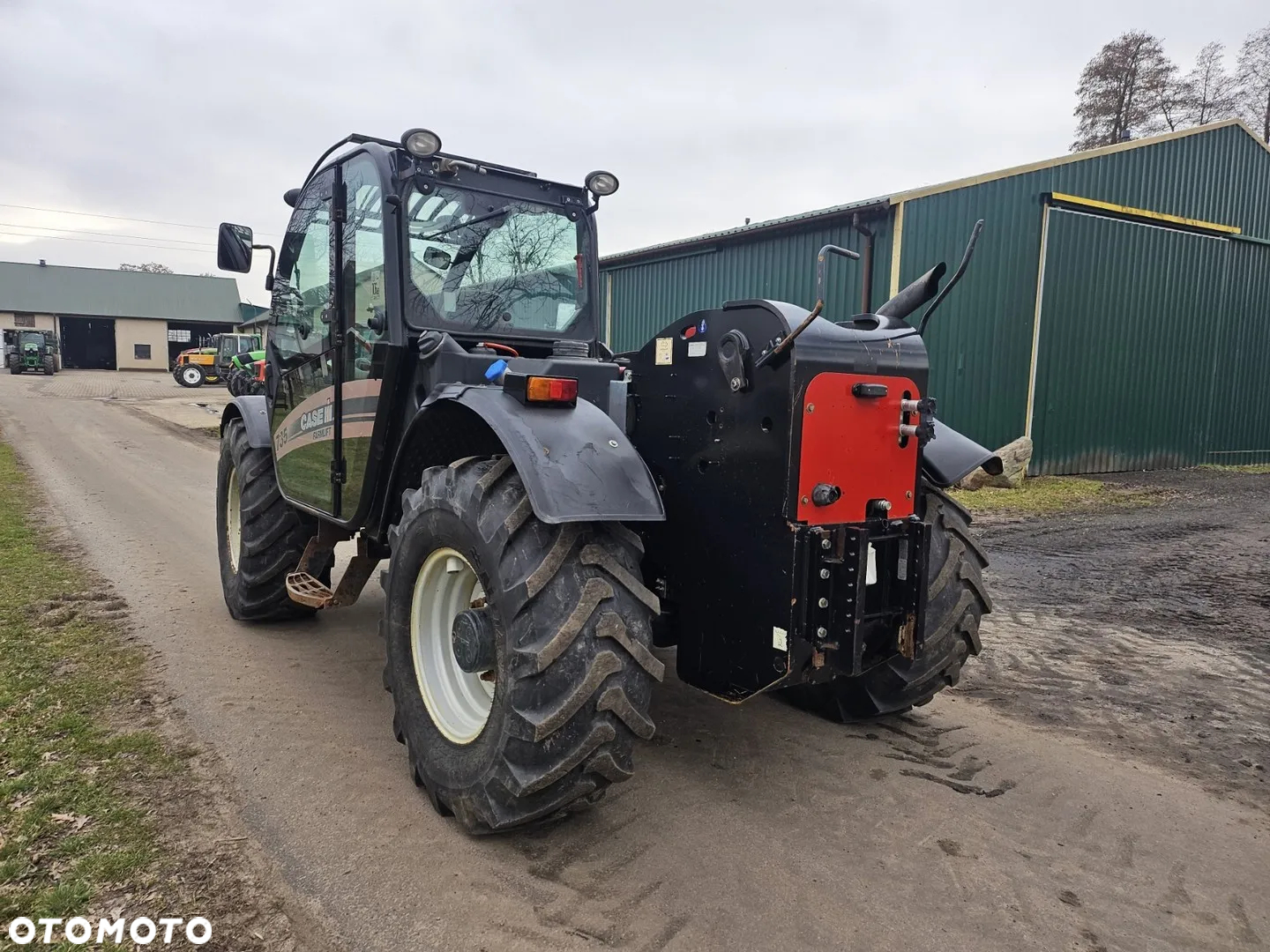 Case IH FarmLift 735 - 2