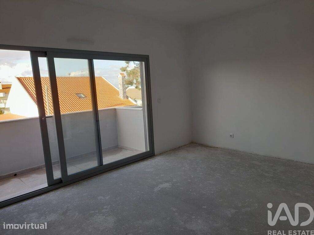 Apartamento T3 em Quinta do Conde de 94,00 m2 - Grande imagem: 4/13