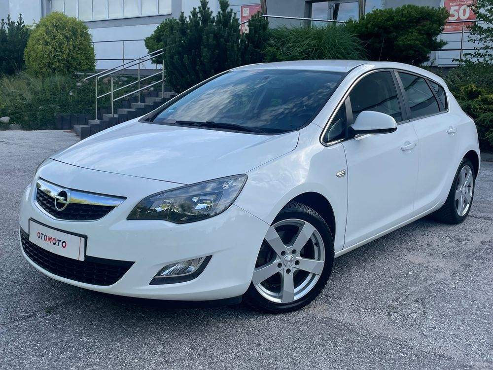 Opel Astra J (2009-2019) 1.7 CDTI DPF Innovation 2011