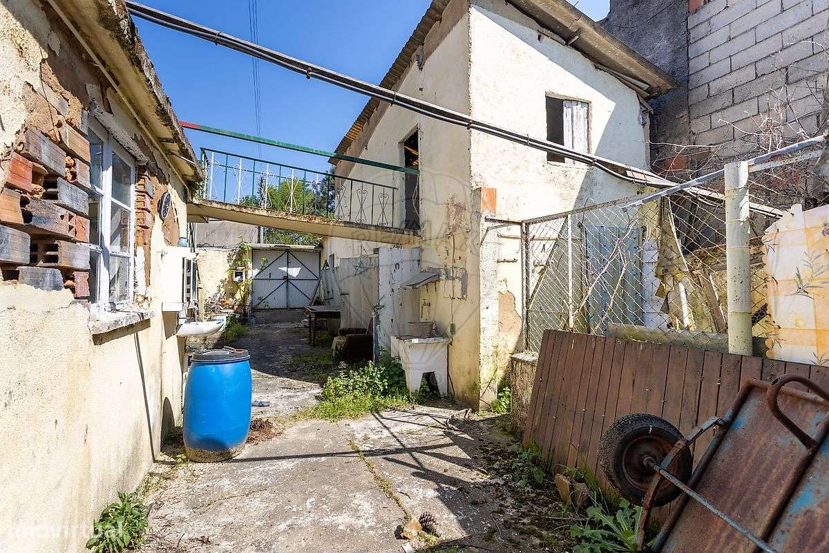 Moradia T4 para venda-6