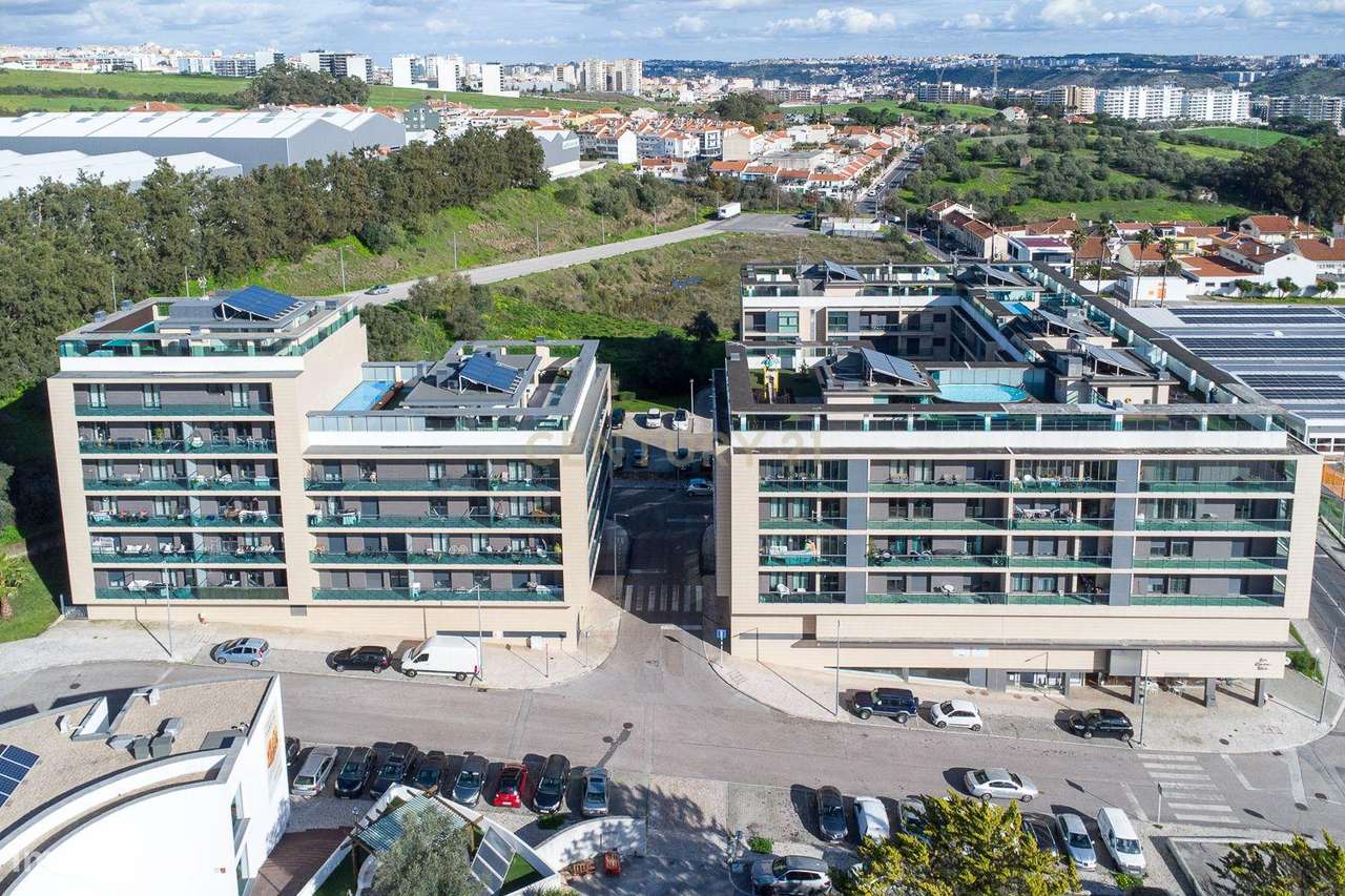 Excelente Apartamento T2 em Condomínio de Luxo - Grande imagem: 3/37