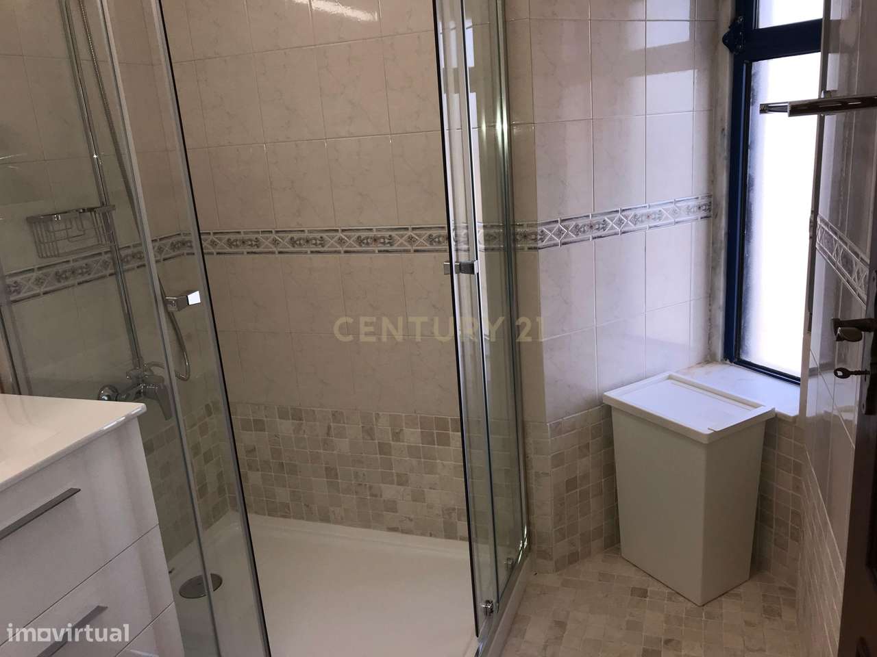 T3 Renovado com Vista Mar | Suíte | Box Fechada | Ericeira-39