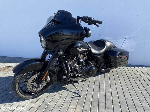 Harley-Davidson Touring Street Glide - 10