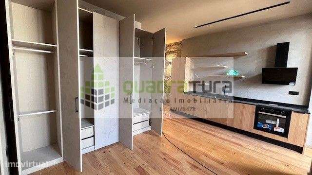 ESTÚDIO | C/ Terraço e Jardim | BONFIM-3