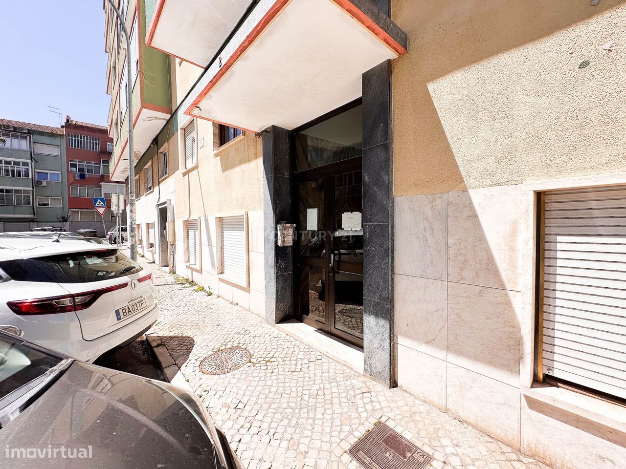 Apartamento T2 na Amadora com terraço