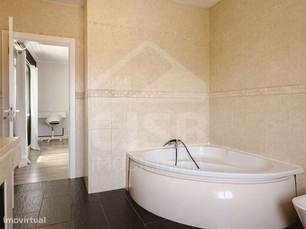 Moradia T3+1 c/ Piscina, 5.000m², Anexo, Garagem | Benavente-14