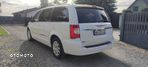 Chrysler Town & Country 3.6 Limited - 11