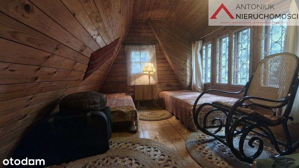 Sprzedam drewniany dom w stylu podhalańskim-5