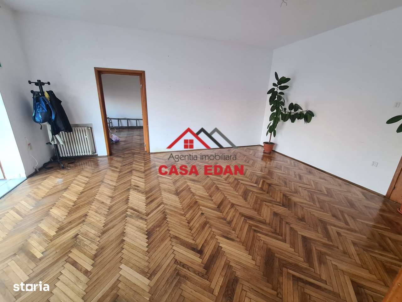 Casa in Campina--2500 lei - Imagine principală: 2/5