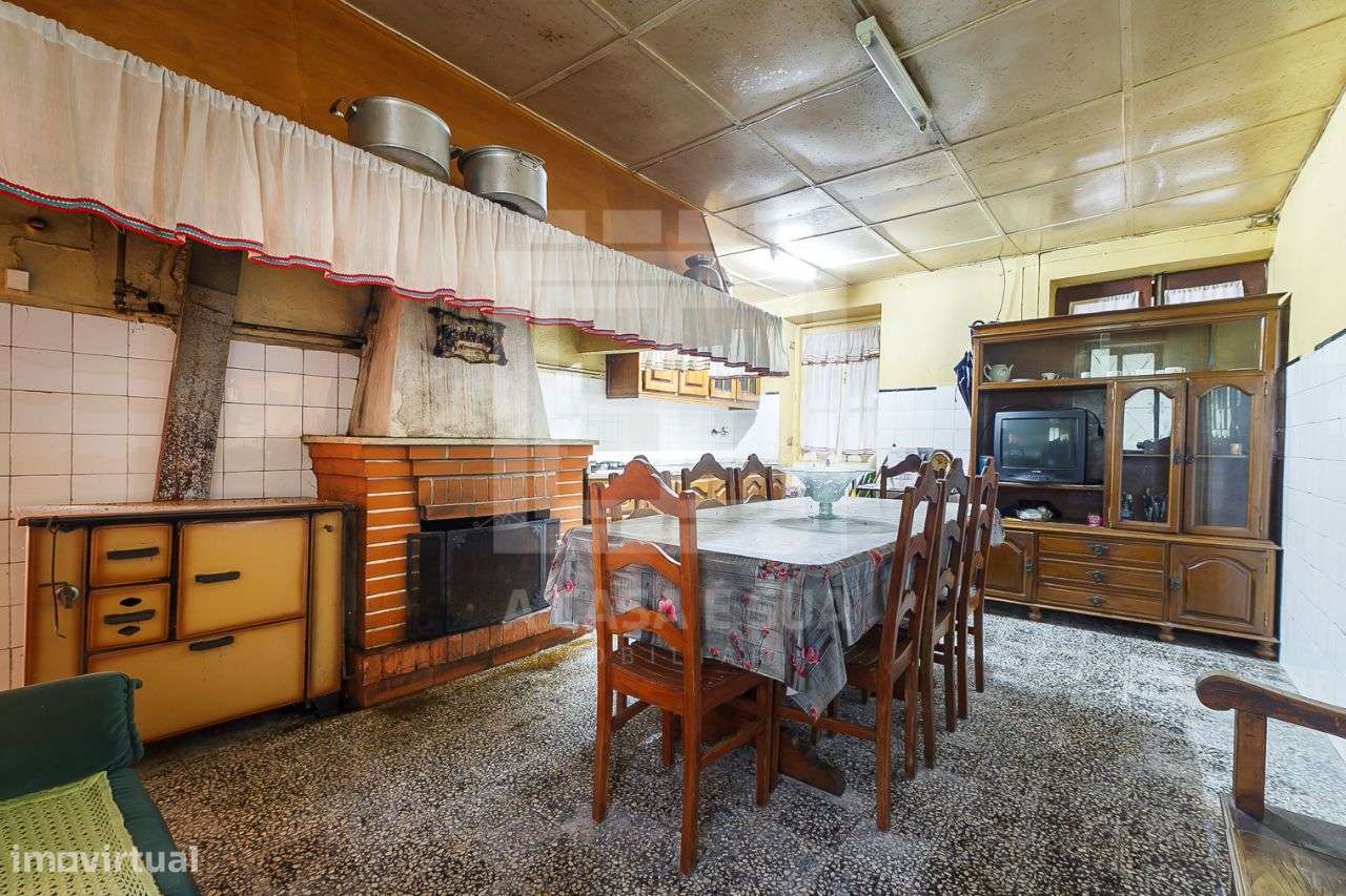 Quintinha T3 no centro de Milheirós de Poiares - Grande imagem: 5/24