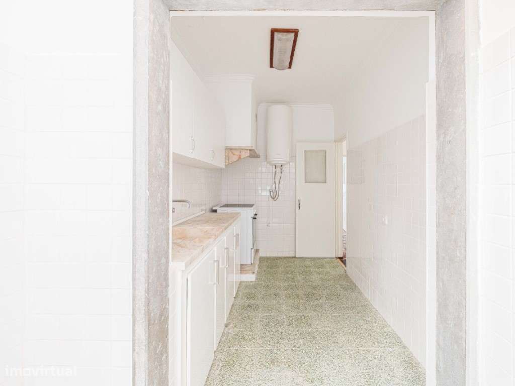 T2+1 Venteira Amadora (Á Segurança Social)-17