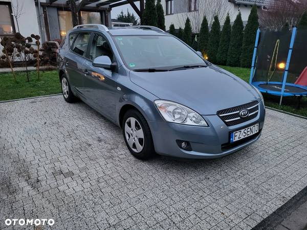 Kia Ceed Cee'd 1.4 Comfort + - 4