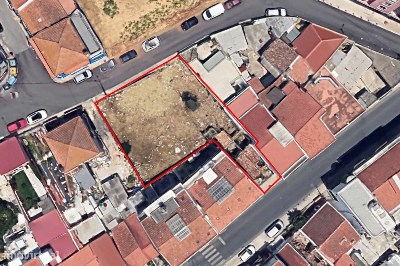 Terreno com viabilidade de construção de 20 apartamentos no centro de - Grande imagem: 3/15