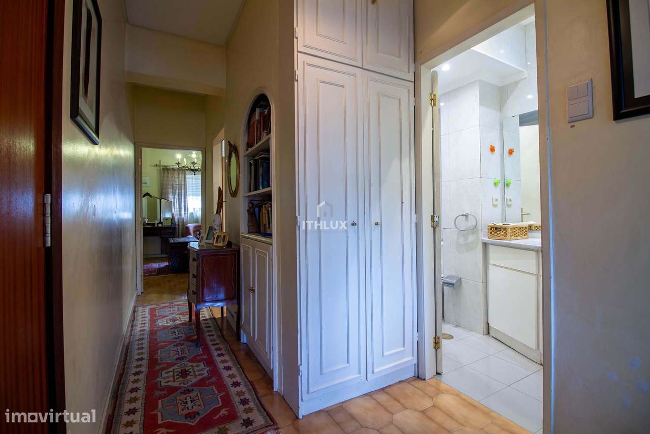 Apartamento T1 com Logradouro no Centro do Porto - Grande imagem: 2/16