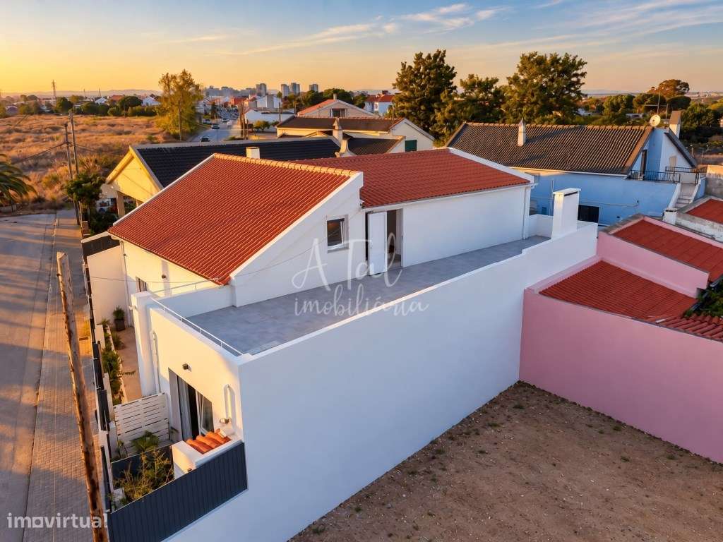 Moradia T6 com piscina e três suítes na Quinta do Abrantes | Uma no...-50