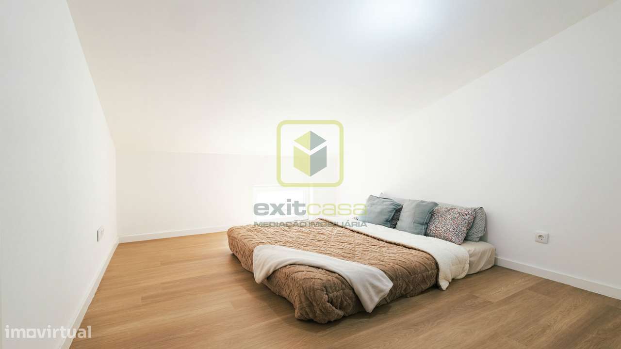 Moradia T4 remodelada-16