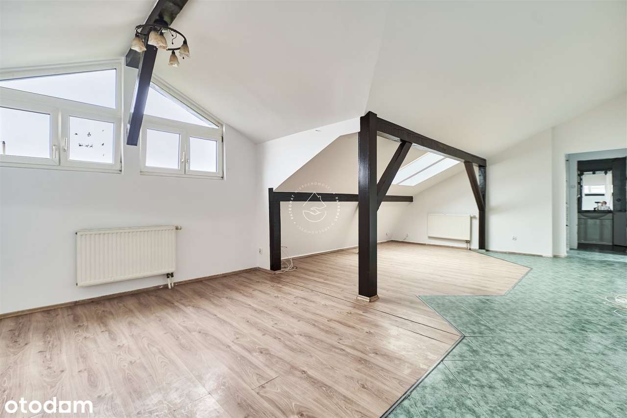 Wyjątkowe mieszkanie ze skosami|4 pokoje|od zaraz-1