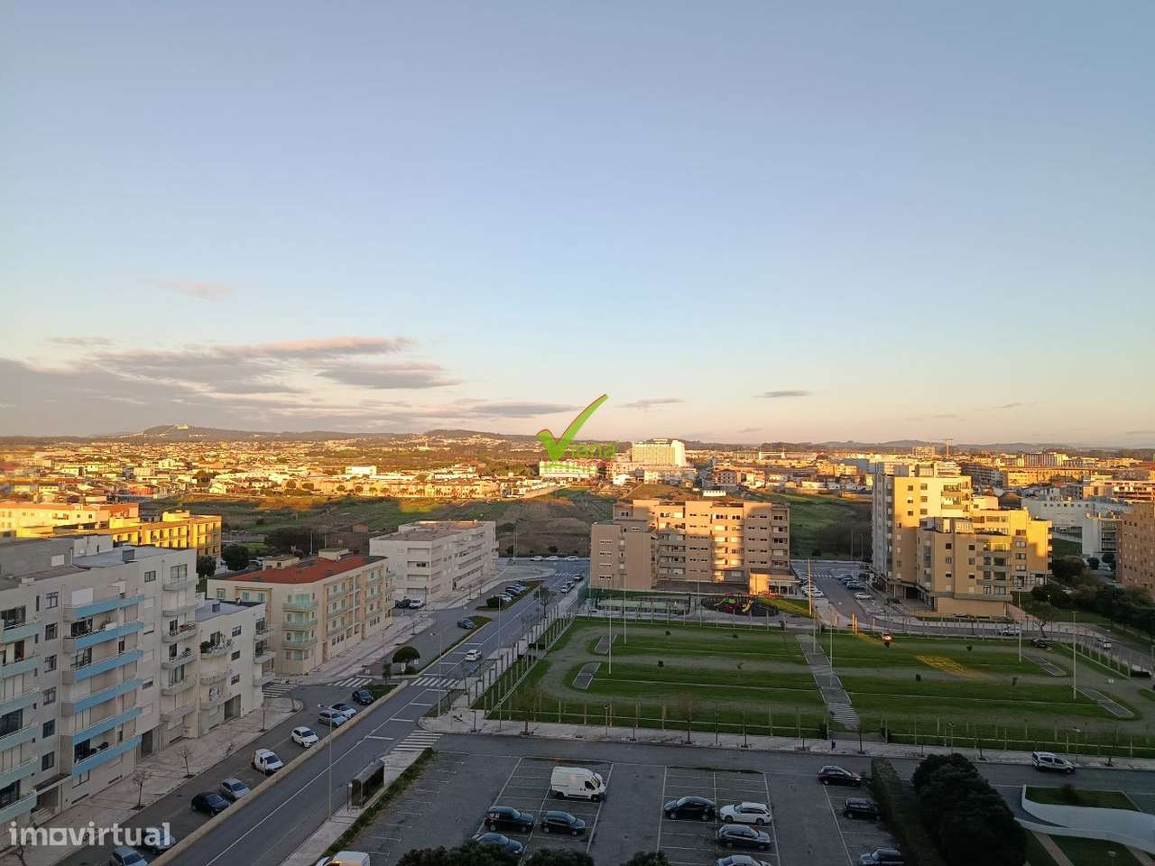 T. 3 com garagem, 1ª Linha de Mar-8