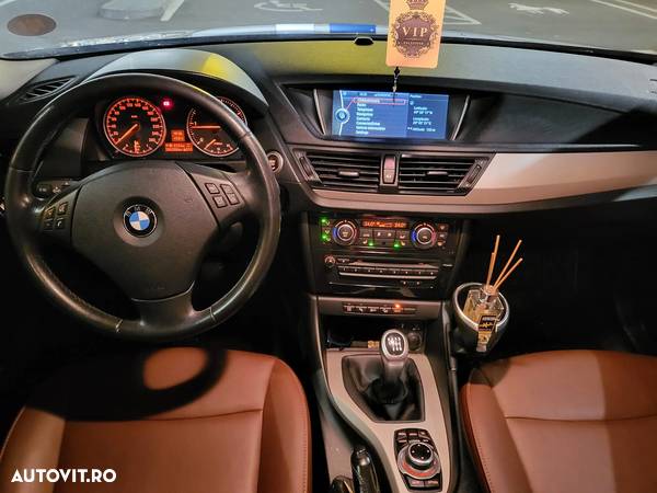 BMW X1 xDrive18d - 3