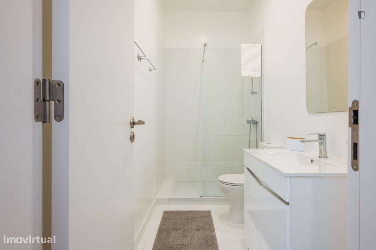 Quarto - localizado em Arroios Lisbon - Grande imagem: 4/37