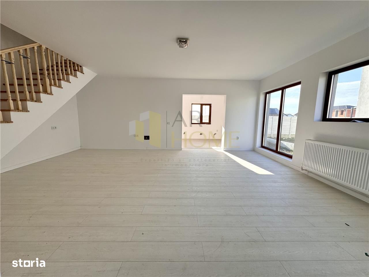 Vanzare casa 4 camere, in Strejnicu, la 5 minute de Ploiesti - Imagine principală: 1/20