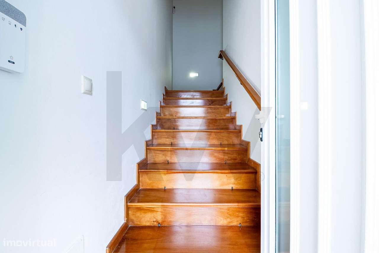 Andar de Moradia T2 em São João da Madeira - Grande imagem: 5/6