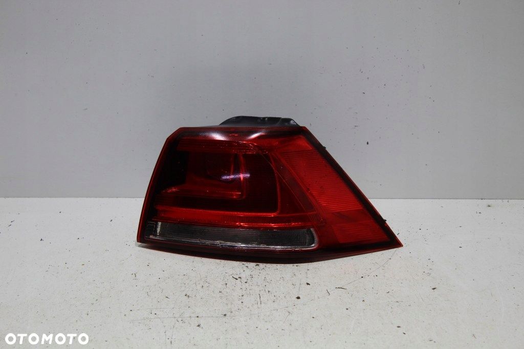 VW Golf VII Led Lampa Tył Tylna Prawa Igła - 1