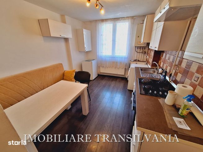 Agentie vindem Apartament, 35 mp, et.3 - strada Independentei-5