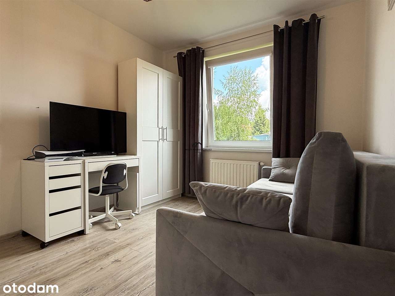 Duże mieszkanie, miejsce parkingowe, teren ogrodzony-8