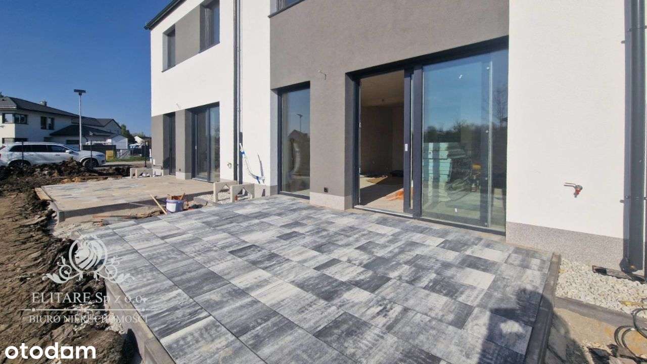 Dom szereg środkowy 102,50m2 z działką 148m2m2, Iw