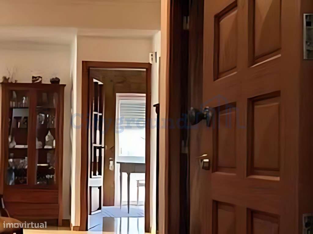 Duplex T3 com Varandas, Terraço e Vista Desafogada para o Castelo d... - Grande imagem: 5/40