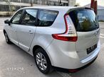 Renault Grand Scenic - 8