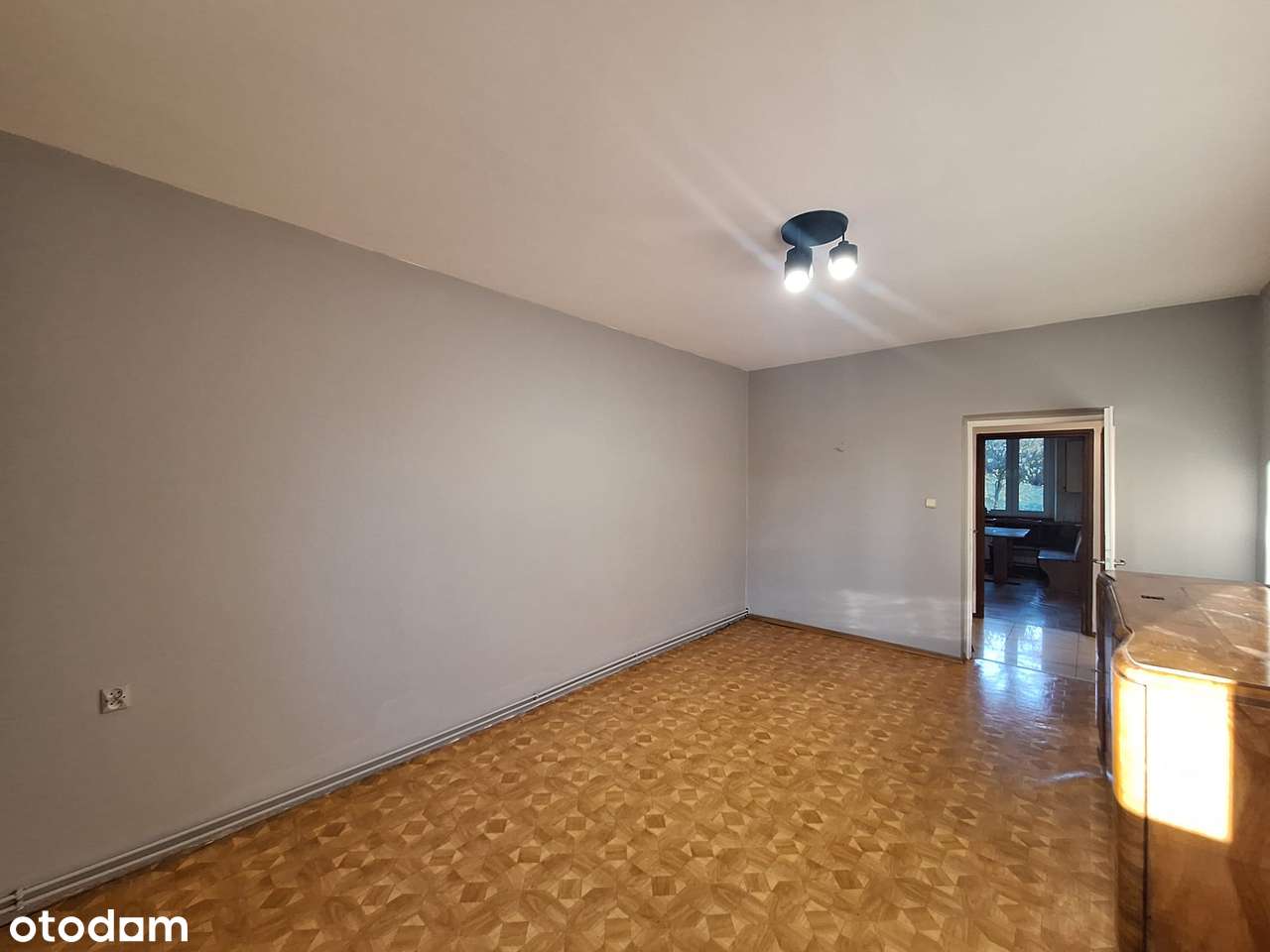 Dobra lokalizacja | 2 pokoje w spokojnej okolicy-0