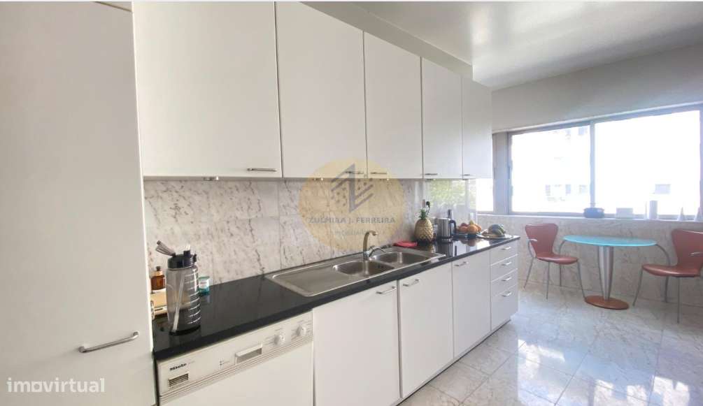 Apartamento T5+1 Boavista/ Aviz- Porto-7