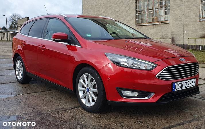 Ford Focus 1.0 EcoBoost Titanium - 24