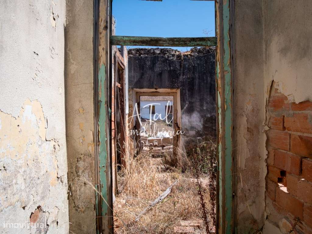 Moradia para Recuperar em Pontével-13