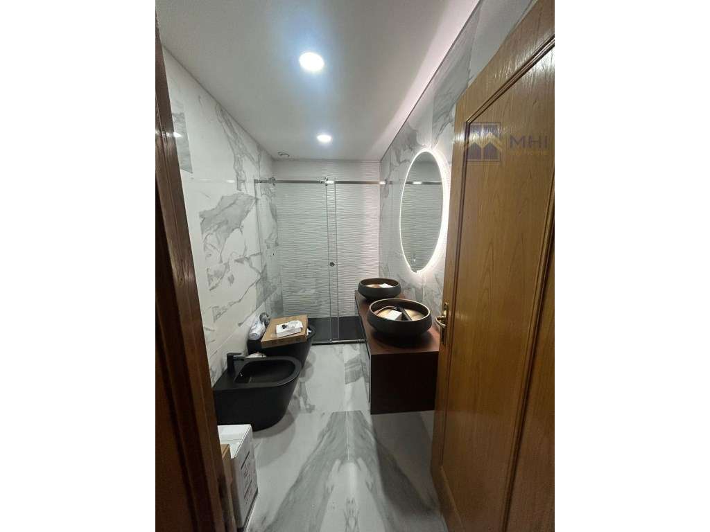 Excelente Apartamento T3 com Terraço em Condomínio Fechado-21