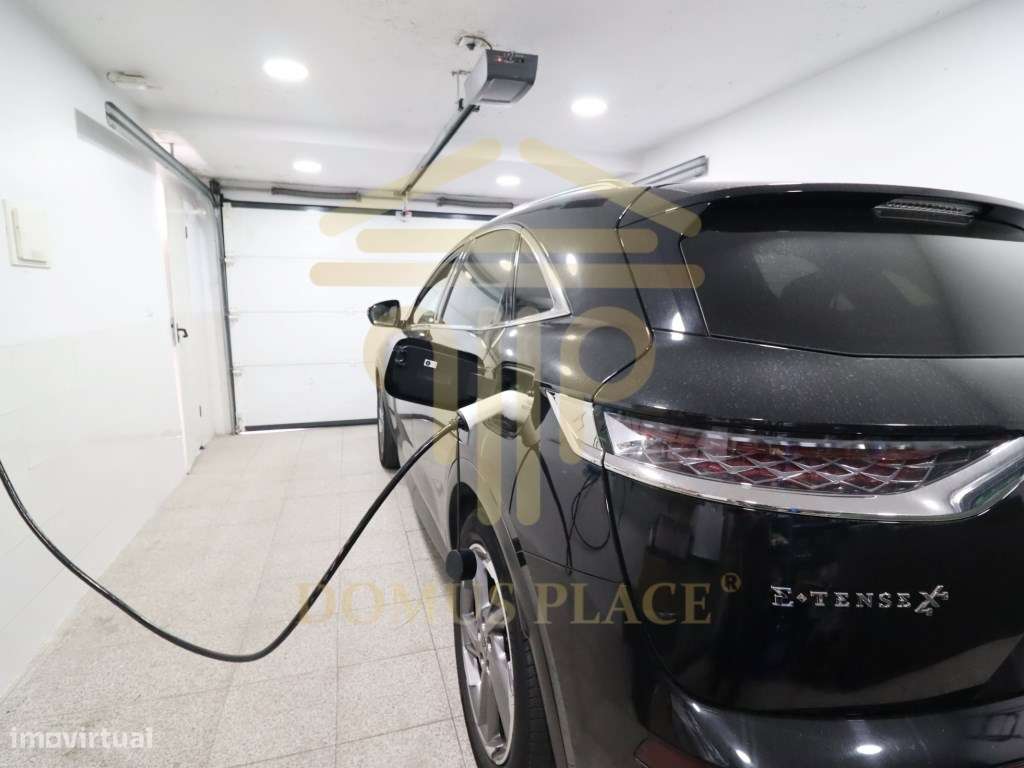 MORADIA T3 C/ JARDIM, TERRAÇO E GARAGEM | GUIFÕES-51