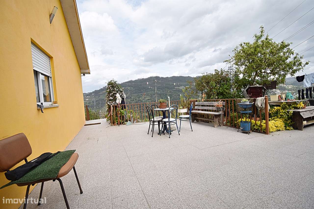 Moradia T2 - S. Cristavão de Nogueira, Viseu-1