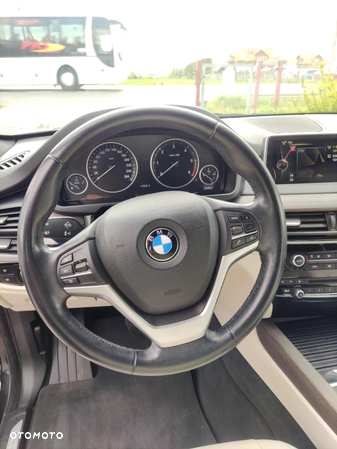 BMW X5 xDrive25d - 27