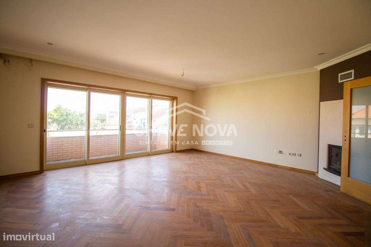 Moradia em Mafamude junto a Santo Ovídeo - Grande imagem: 5/25