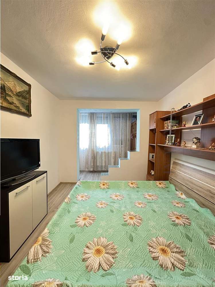 SAGULUI - 3 Camere - Decomandat - Centrala proprie - Bloc anvelopat - Imagine principală: 3/10