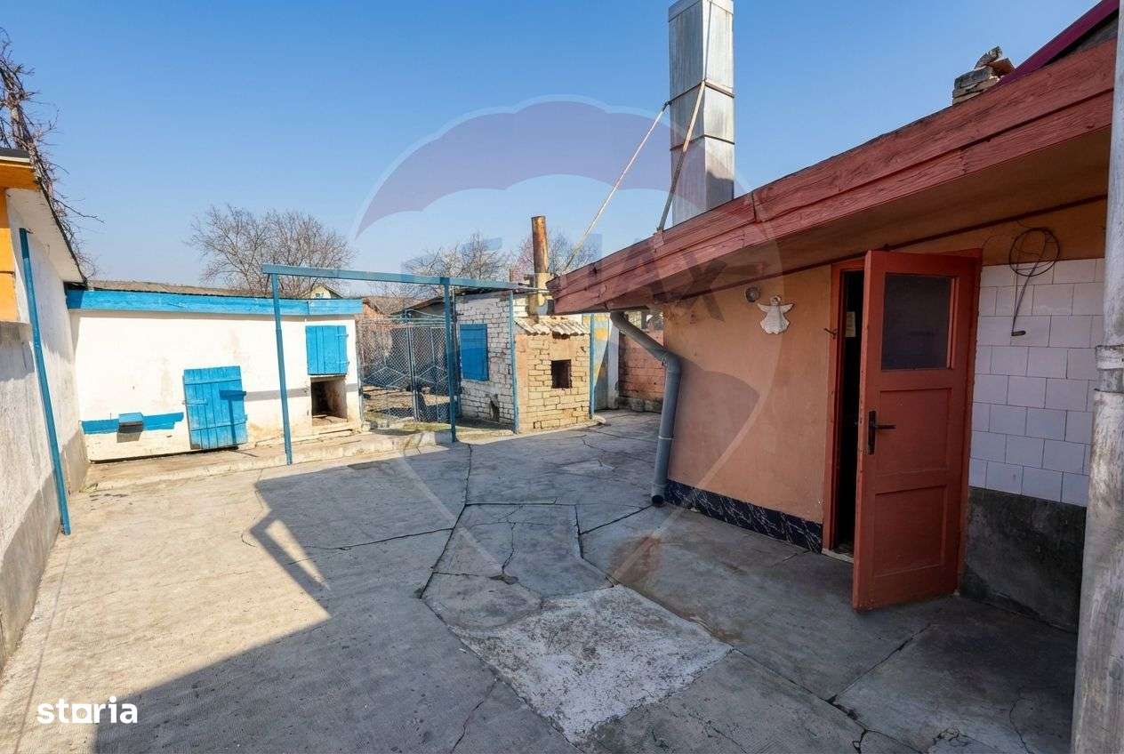 Casă cu 3 camere de vânzare pe str. Fabricii-14