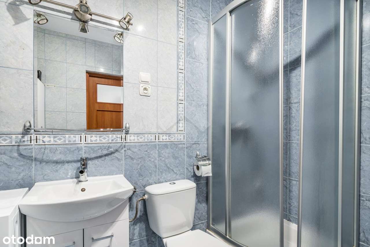 Dwupokojowe mieszkanie z balkonem i osobną kuchnią-10