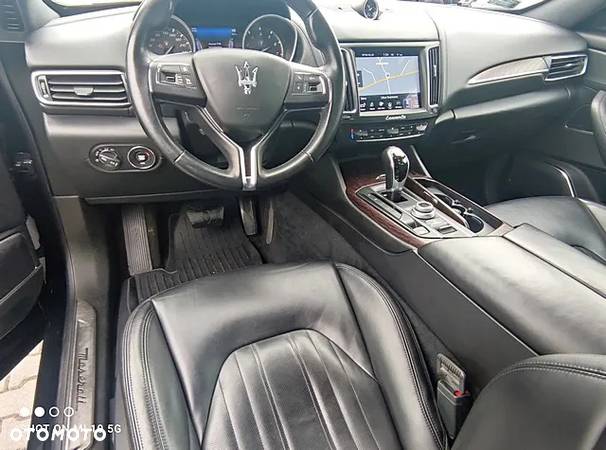 Maserati Levante Q4 Executive - 28
